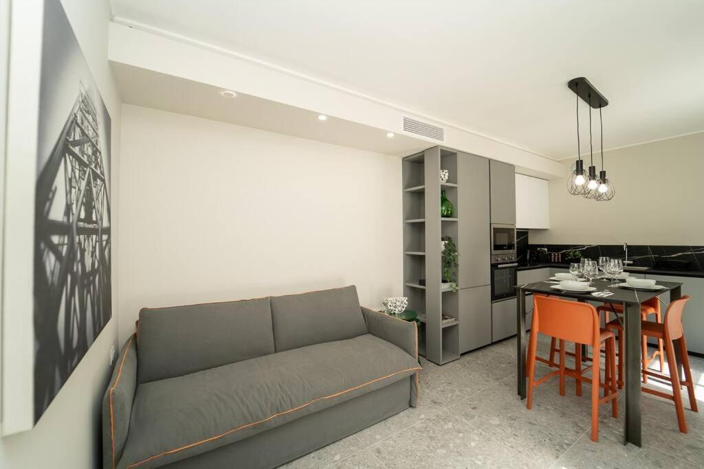 Apt 2 Min From The Cathedral With Private Parking Como Zewnętrze zdjęcie